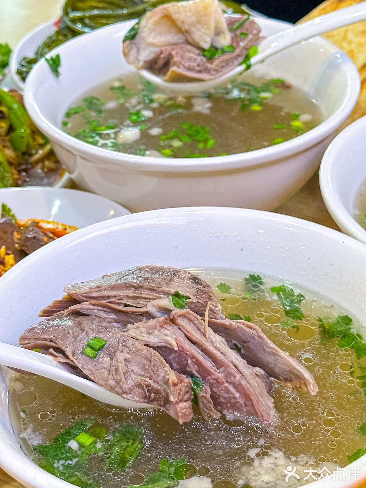 西安城墙下🈶️点东西，