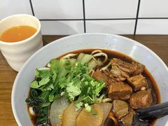 -醉牛腩·面小馆