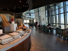 -锦厨国际自助餐厅 · 云端景观 (昆明索菲特大酒店)