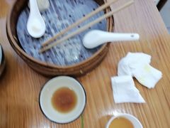 -颐缘居·南翔小笼馆