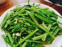 -牛八宝桂林米粉(八里庄店)