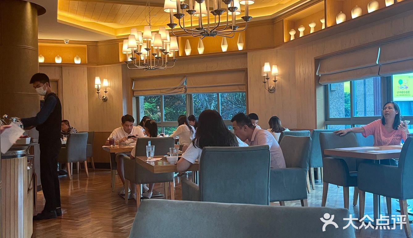 惠灵顿牛排很棒！