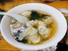 招牌野馄炖-老谢野馄饨(延安路店)