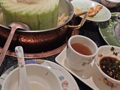 -得意咚瓜·顺德鱼生·冬瓜火锅(深圳首店)