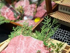 -山川小町·极番烧肉(新地假日广场店)