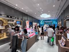 -泡泡玛特POPMART(武汉新天地南馆店)