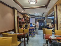 -菌之家·专业纯野生菌火锅·特色炒菌