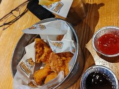 -HUZI虎滋精酿餐吧(京西大悦城店)