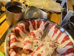 -叽叽扎扎烤肉场(生态城万达店)