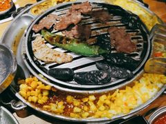 -青瓦炭韩潮烤肉(花园道店)