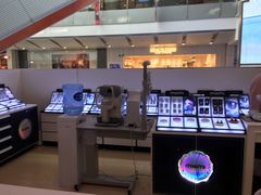 -miomi米欧米隐形眼镜(领展购物广场·中关村店)