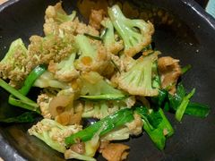 -关东小磨东北菜(上海长风大悦城店)