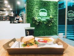 -龙治汉堡(中华城店)