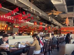 -大头虾越式风味餐厅(光明广场店)