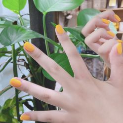-潮店·虞妃妮轻奢美甲美睫馆