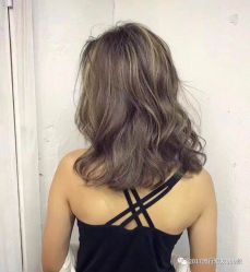 -唐荣护肤造型