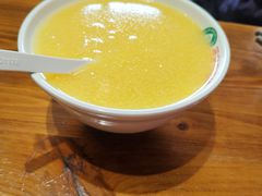 -老天桥酱肉烧饼夹肘子(天桥店)