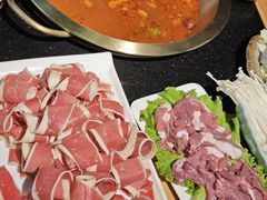 -顶顶汤火牛排火锅·经典铜锅涮肉