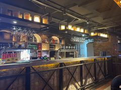 -麦凯伦烧烤·精酿超级工厂店(金桥总店)
