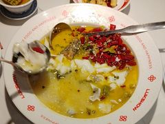 -禄鼎记·排队俩小时都要吃的酸菜鱼(石牌桥店)