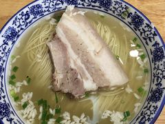 枫镇肉面-裕兴记·三虾面(西北街总店)