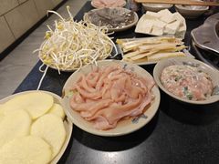 -洞亭火锅(防空洞总店)