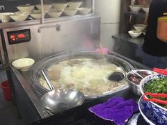 -黔派·虾子羊肉粉·小吃(佳宁娜广场店)