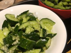 -虾弄弄海派小龙虾·牛羊蝎子火锅