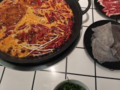 -扎起市井老火锅(乐山总店)