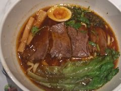 -康师傅私房牛肉面(申虹店)