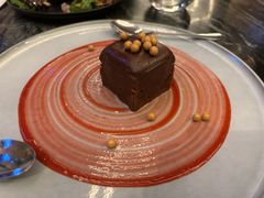 -LES ELITES 英集荟(南京西路店)