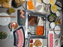 -海底捞火锅(高新万达店)