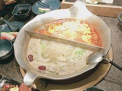 -湊湊火锅·茶憩(打浦桥日月光店)