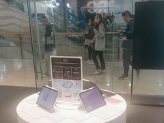 -Apple授权专营店(宝山万达店)