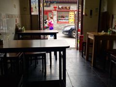 大堂-宝光熏肉鞋底火烧(新街口店)
