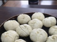 -舒小笼松针小笼包