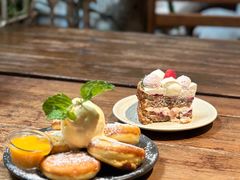 -The Daily Fix Cafe