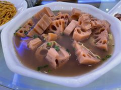 章鱼淡菜煲淋莲藕-潮喜竹溪荔湖酒家(荔枝湾店)