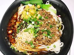 -咪咪川菜(太乙路店)