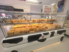 -红星前进面包牛奶公司(君太店)