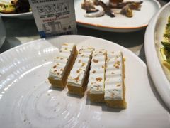 -绿姿鲜奶烘焙(世南西路店)