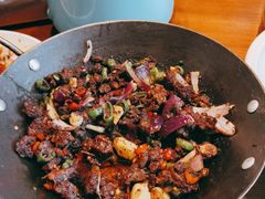 -爱碗亭·鲜炒湖南菜(壹城中心店)