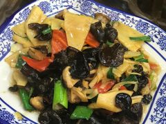 黄山三宝-徽州美食(三十年老店)