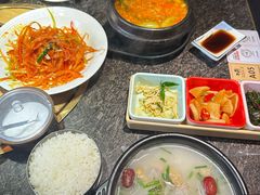 -正苑26年海鲜烤肉•牛尾汤汤饭(东港店)