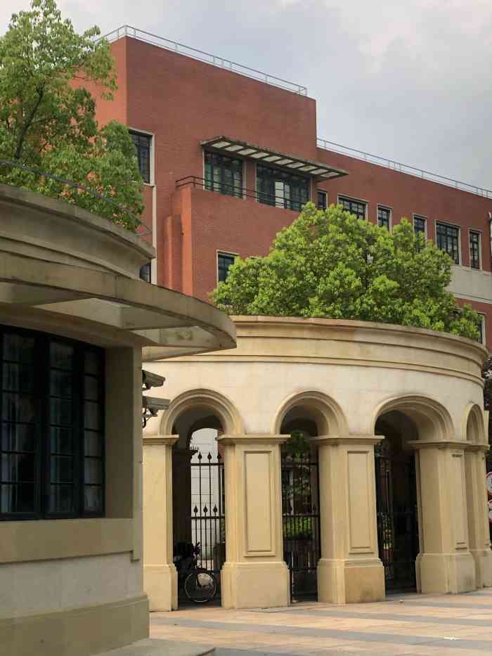 市西中学-"#点评有礼# 高等学府的摇篮,别人家的."-大众点评移动版