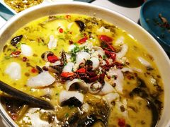 -荷塘秋月·本帮江浙菜(国权路店)