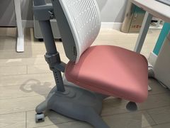 -康朴乐儿童学习桌椅(蓝色港湾店)