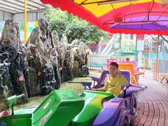 -顺德大良半月城游乐场