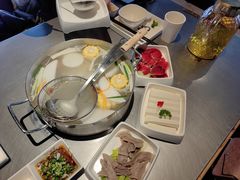 -牛德亨臻牛潮汕火锅(万邦时代店)