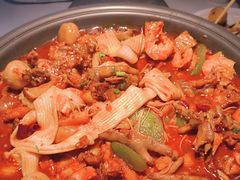 -徐记小怪兽肉蟹煲(中央大街店)